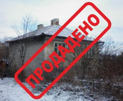2 - етажна къща, Опан, Опан - снимка 1