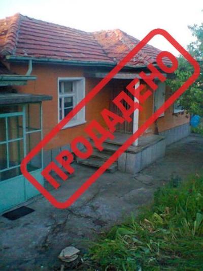 1 - етажна къща, Чирпан, Рупките - снимка 1