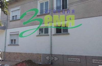2 - етажна къща, Павел баня, Павел баня - снимка 1